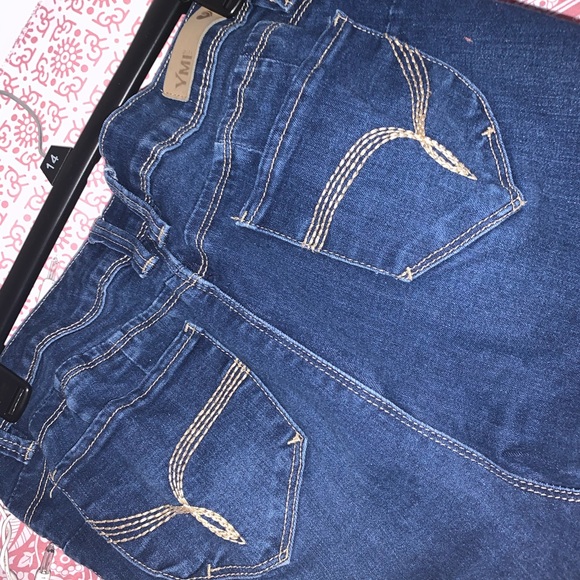 size 13 mid rise skinny jeans - Picture 3 of 3